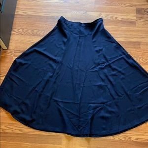 Size 12 Navy Blue Leslie Fay Skirt
